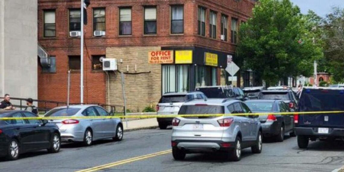 Tiroteo en la ciudad de Holyoke, Massachusetts, deja varias víctimas