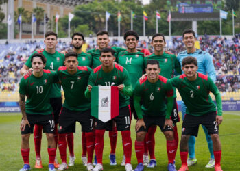 México golea a EU en futbol de Panamericanos; suma bronce