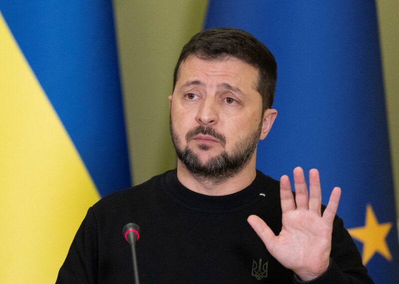 En Ucrania ‘no es el momento’ para elecciones, debemos estar unidos: Zelenski