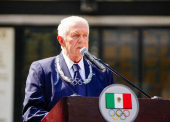 Carlos Padilla es condecorado con la Orden Olímpica del COI