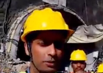 Colapsa túnel en la India; al menos 40 obreros atrapados