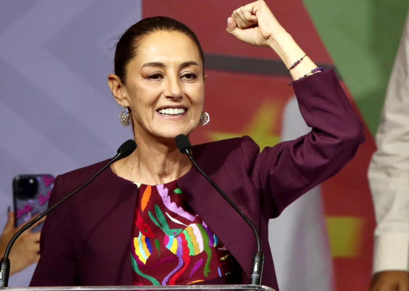 Sheinbaum se registra como precandidata a la Presidencia y ofrece continuidad sin zigzagueos