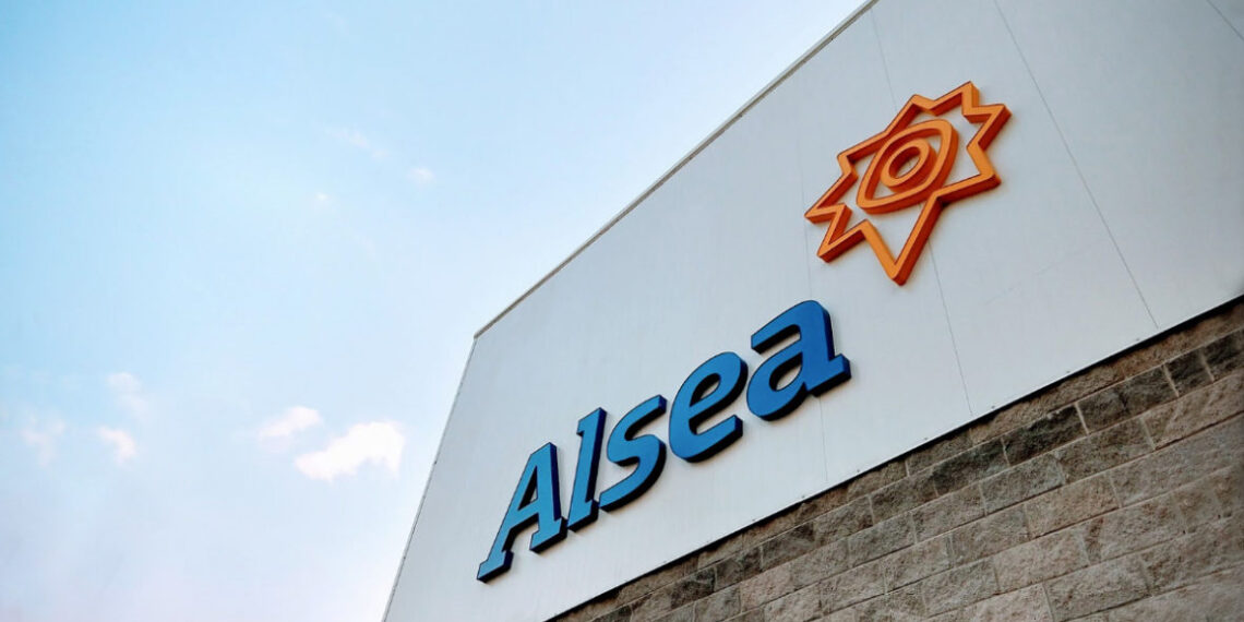 Alsea y Fundación Alsea, A.C. apoyan a comunidades afectadas por huracán Otis