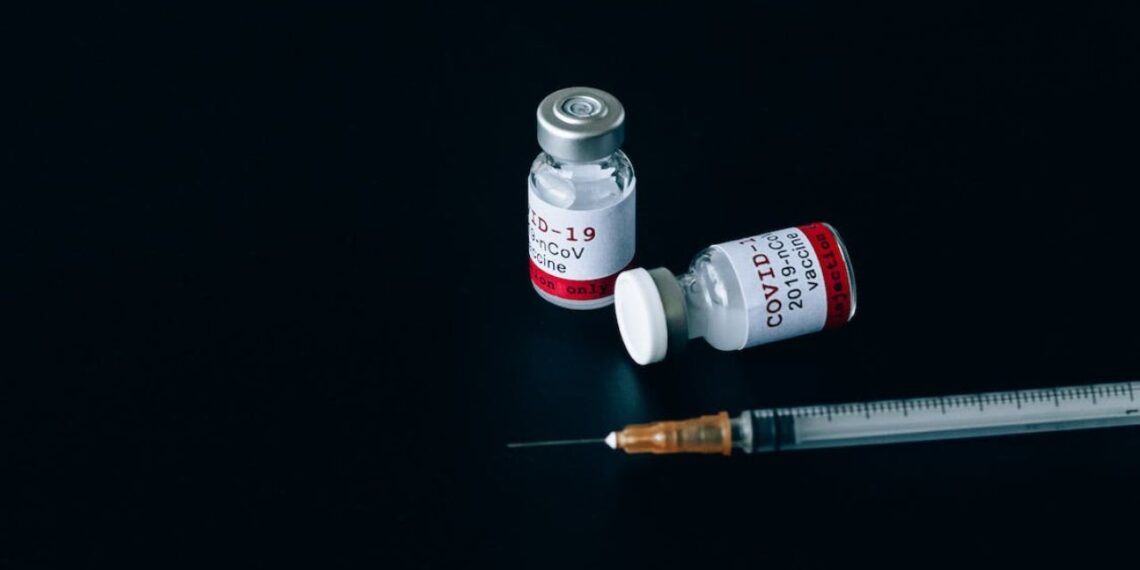 Cofepris avanza en proceso para dar registro a vacunas contra COVID-19