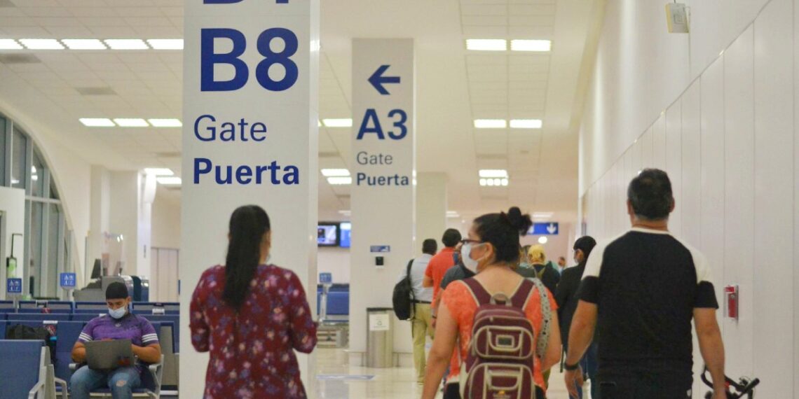 México aplica nuevas disposiciones en visas de tránsito para extranjeros
