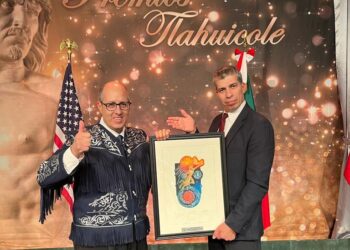 Premian a Rogerio Hershberger de la Garza por proyecto educativo