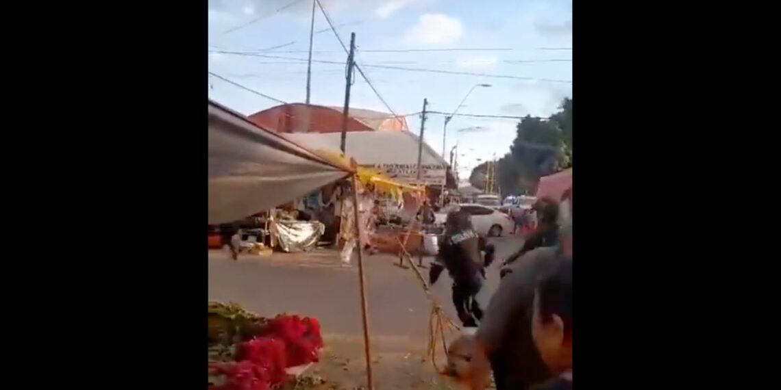 Balacera en Mercado de Puebla deja dos muertos