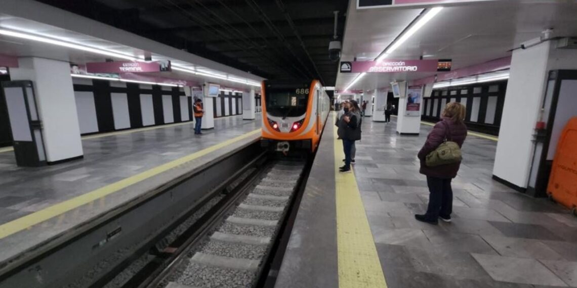 Estos son los horarios del Metro para el 1 y 2 de noviembre