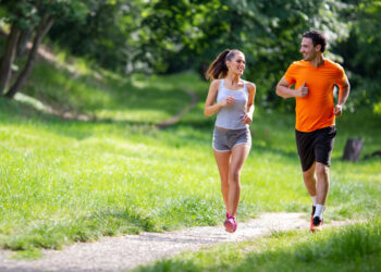El ejercicio podría no alargar la vida; ser demasiado activo puede acelerar el envejecimiento