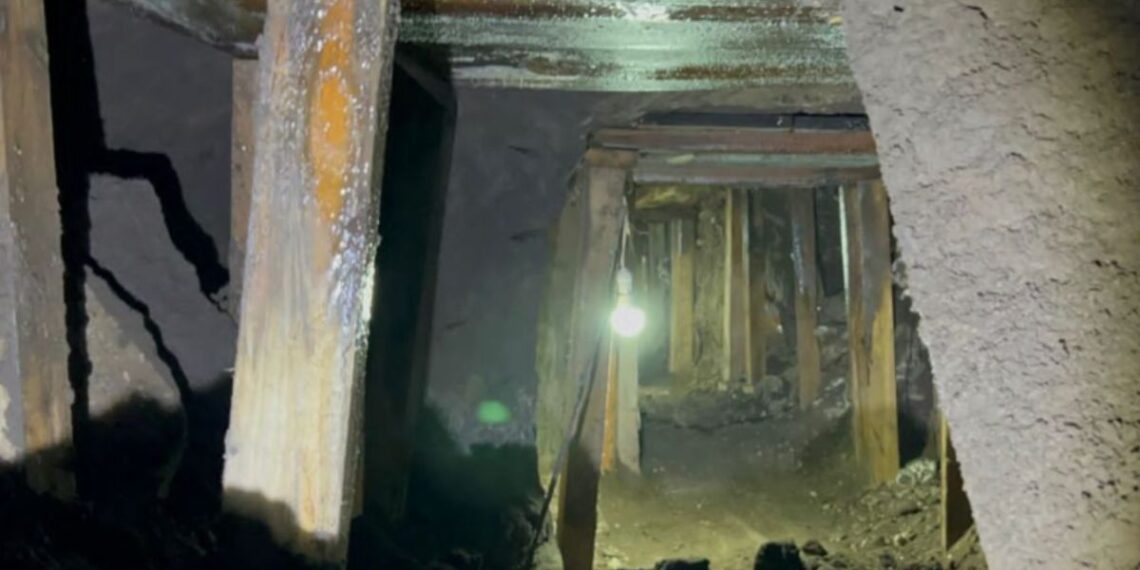Hallan huachitúnel de 200 metros de largo tras cateo en Hidalgo