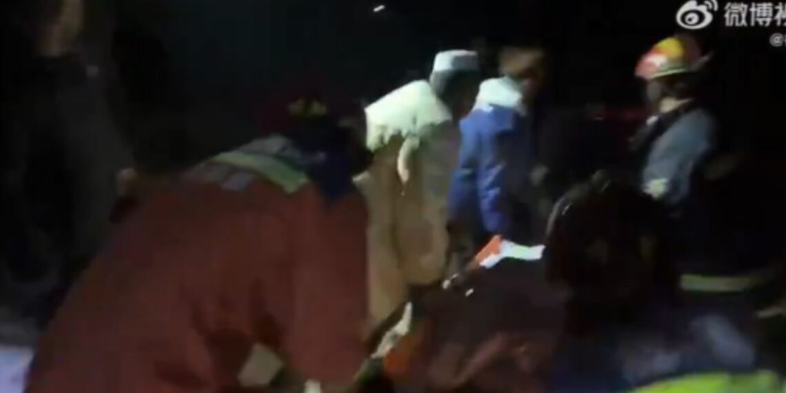 Sismo de magnitud 5,9 al noroeste de China deja al menos ocho muertos