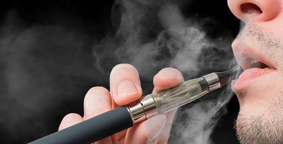 Presidenta de Comisión de Salud considera grave que jueces protejan comercialización de cigarrillos electrónicos