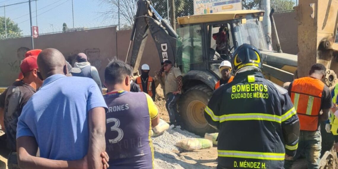 Derrumbe en Tláhuac deja un muerto y varios heridos