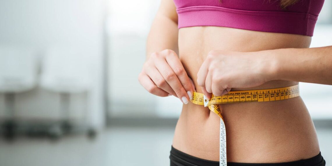 Cómo cumplir tu próposito de perder peso de manera segura