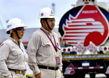 Pemex renueva flota de pipas y cierra 2023 con el triple que al inicio del sexenio