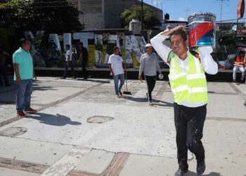 En Acapulco, 265 mil damnificados por ‘Otis’ han recibido apoyo de limpieza