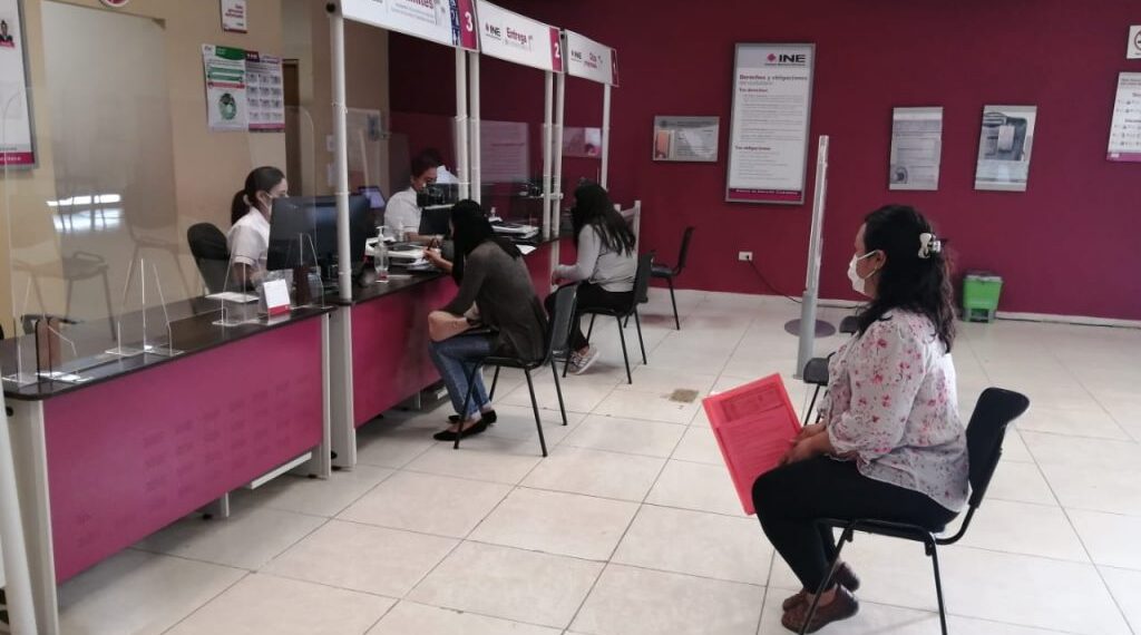 INE rechaza que cierre de módulos para la credencial sea para afectar coalición