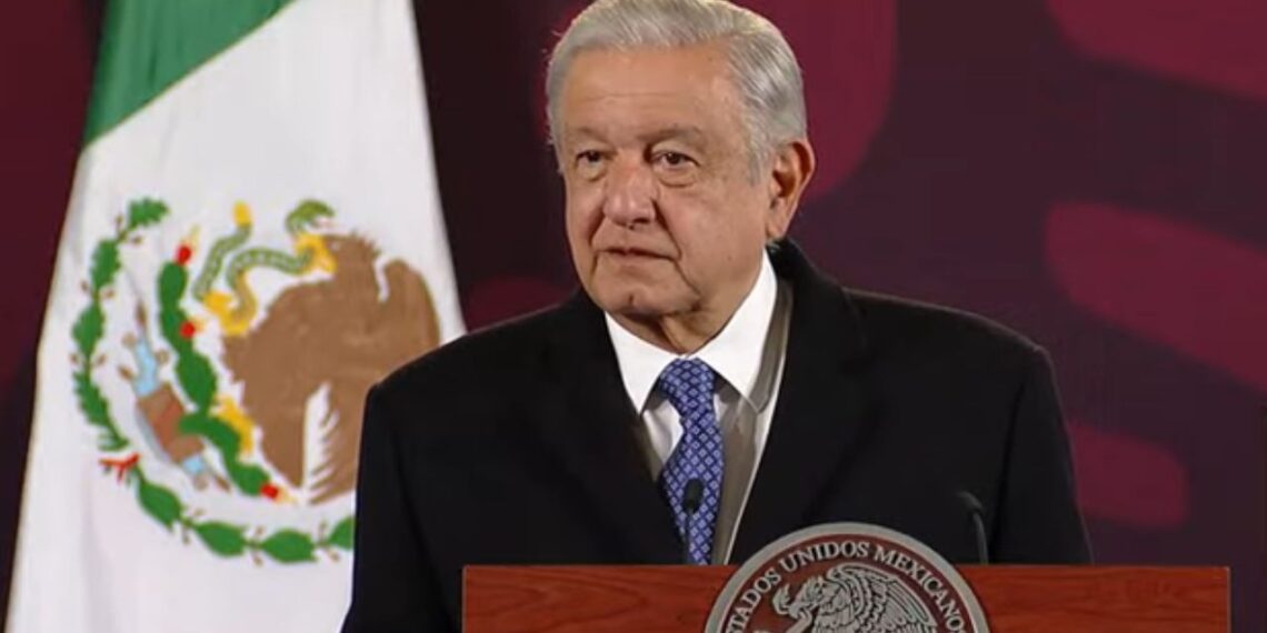 AMLO arremete contra el Poder Judicial ante elevados sueldos de la SCJN