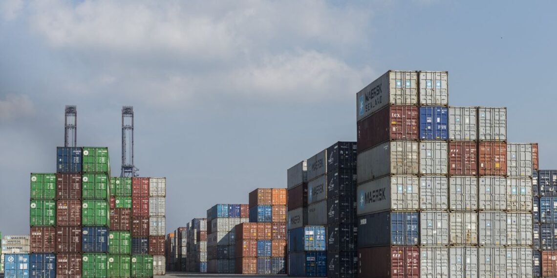 Guerra comercial entre EUA y China favorece exportaciones en México