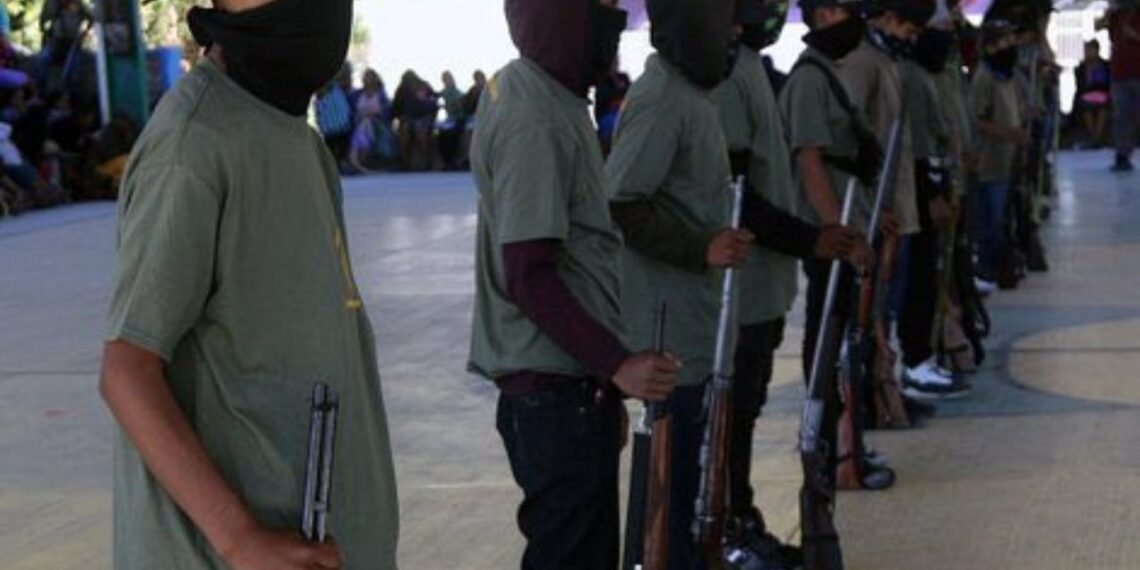 Urgen atender crisis de violencia en Guerrero ante caso de niños armados