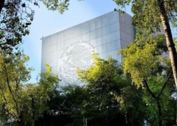 Plantean en el Senado reformas para combatir prácticas indebidas en servicios del sector aeroportuario