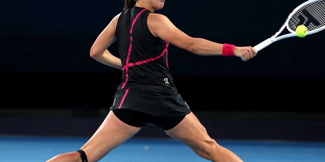 Alcaraz va a Octavos sin presión; Swiatek eliminada en Australia