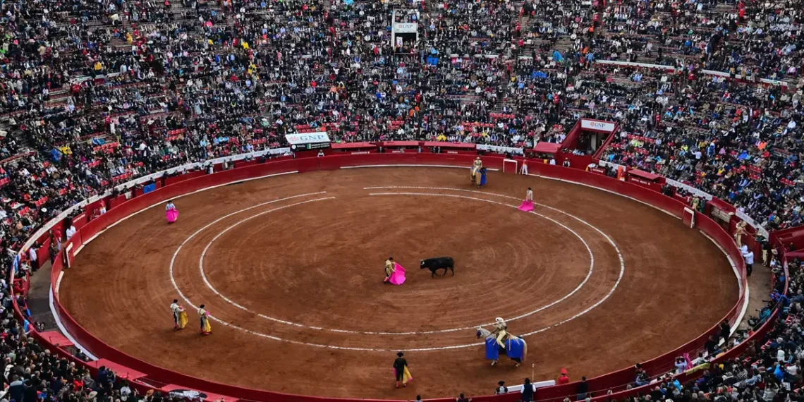 Ordenan suspensión inmediata de corridas de toros en CDMX