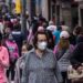 Piden volver a usar cubrebocas ante repunte casos de gripe y covid-19