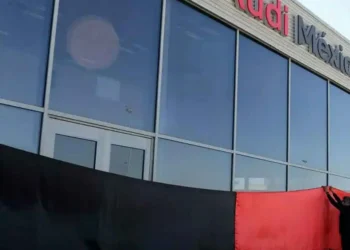 Audi ofrece aumento de 7% para terminar con la huelga