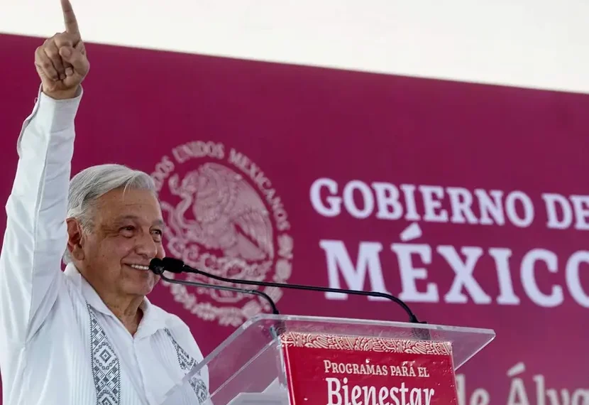 Entregaré la banda presidencial a una mujer que piensa como la mayoría del pueblo: López Obrador