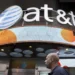 Miles de usuarios de AT&T están sin servicio de telefonía en EU; otras compañías sufren cortes