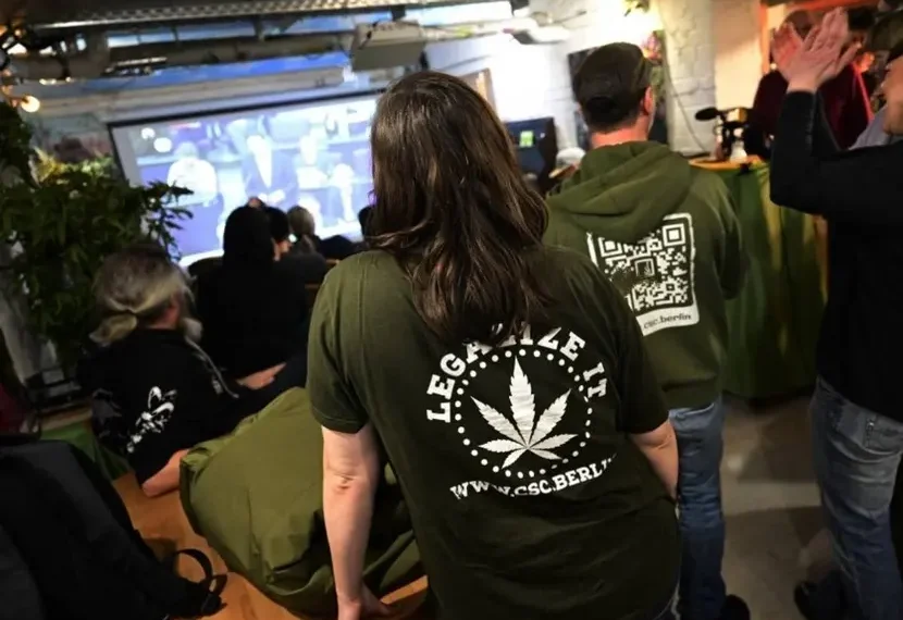 Alemania legaliza el consumo recreativo de la mariguana
