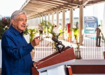 López Obrador garantiza protección a candidatos en elecciones