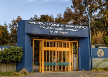 Trabajadores cierran CCH Oriente por presuntos malos tratos y corrupción