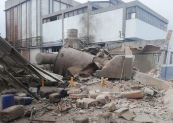 Mueren 2 trabajadores tras explosión en empresa de lácteos en Lagos de Moreno