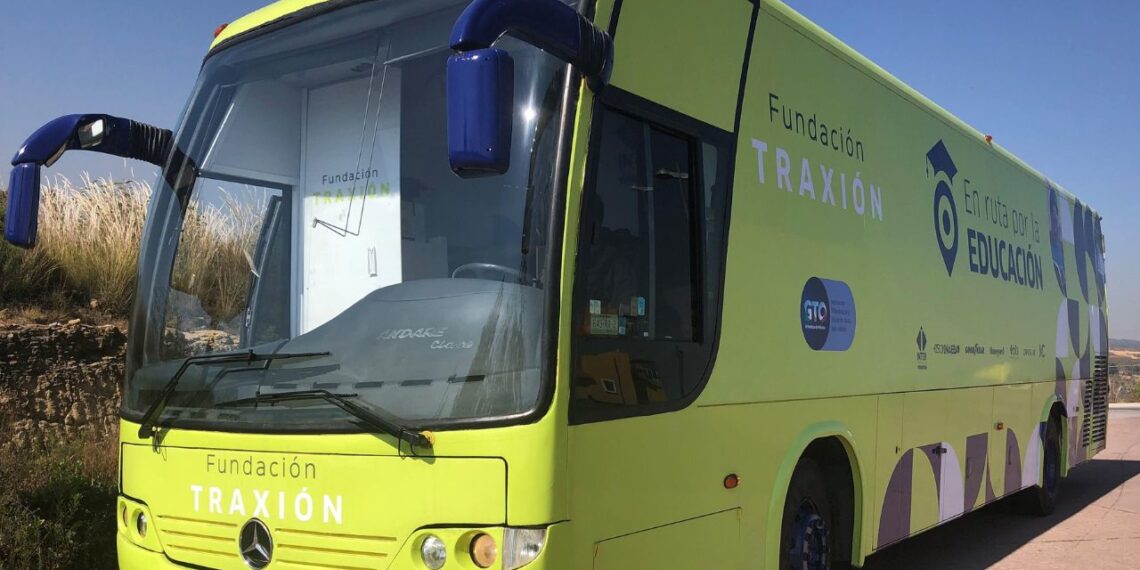 Fundación Traxión extiende su programa “En Ruta por la Educación” a Querétaro