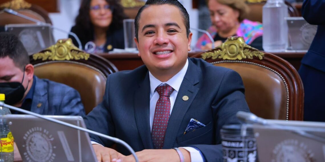 Janecarlo Lozano se posiciona como el favorito para la alcaldía Gustavo A. Madero