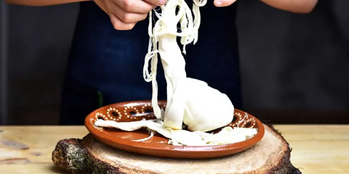 Queso Oaxaca es considerado uno de los cinco mejores quesos en el mundo