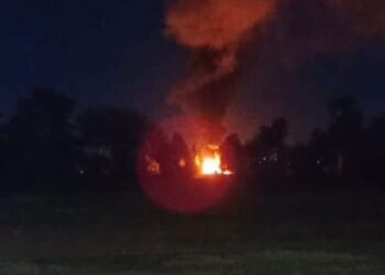 Registran explosión de camioneta de huachicoleros en Hidalgo