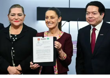 Claudia Sheinbaum se registra ante el INE como candidata a la Presidencia