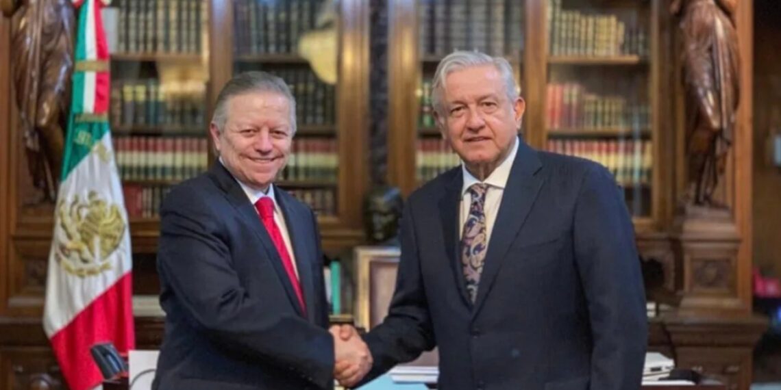 Confiesa AMLO que Zaldívar influía en jueces a petición suya