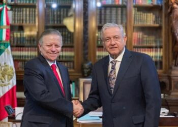 Confiesa AMLO que Zaldívar influía en jueces a petición suya