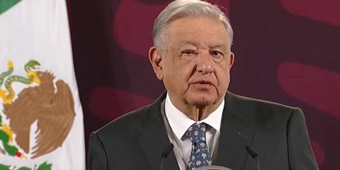 Amanece AMLO con un ‘tutupiche’ en el ojo
