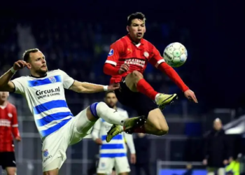 ‘Chucky’ Lozano da pase para gol en goleada del PSV Eindhoven