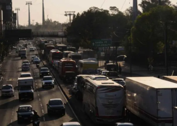 Multan a 452 automovilistas por no respetar Doble Hoy No Circula