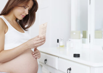 Descubre los secretos del cuidado de la piel durante el embarazo a través de una experta en medicina estética & wellness