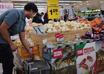 La inflación continuó cayendo en enero en EUA