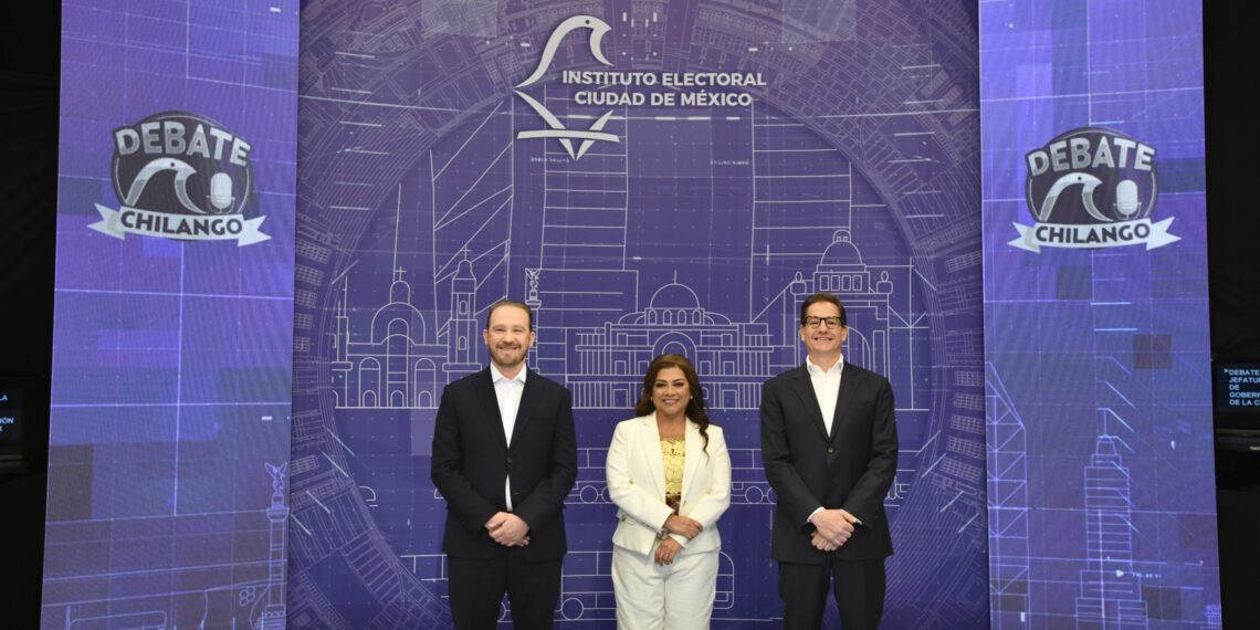 Guerra de acusaciones y descalificaciones en primer debate Chilango