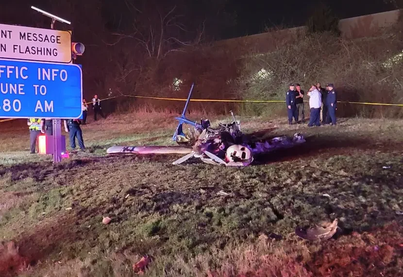 Cae avioneta cerca de una autopista en EU y deja 5 muertos