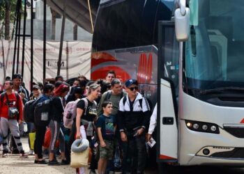 Están vigentes descuentos en autotransporte y trenes esta Semana Santa